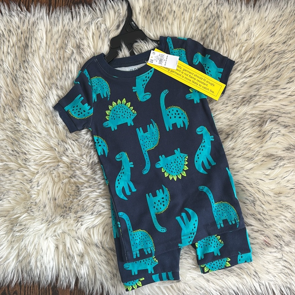 💕2/$30💕 3T NWT Toddler Boy Dinosaur Pajama Set